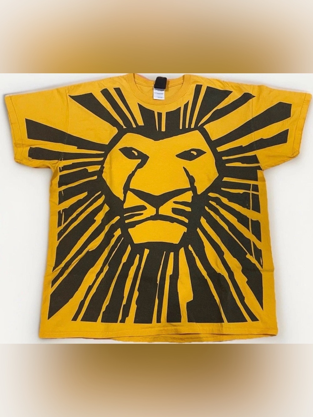 The Lion King Broadway T-shirt Size XL Disney Merch AOP Musical Mufasa Yellow
